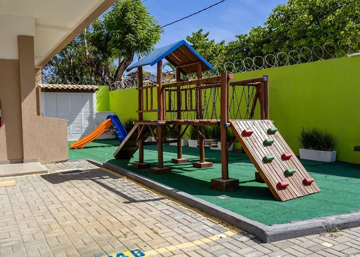 Refúgio no Canal, Praia do Forte 10 Min, Piscina e lazer completo